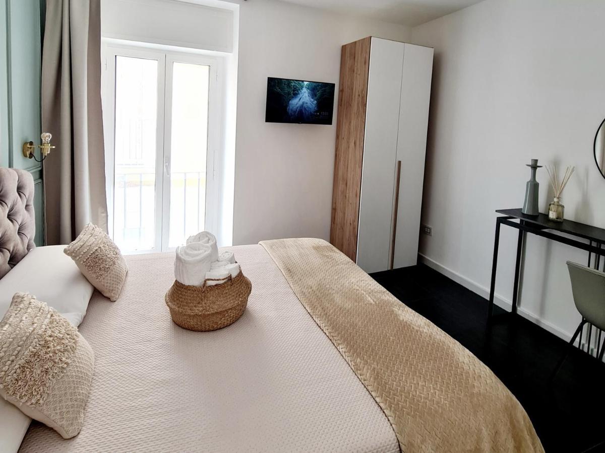 Lena Suite Bari Vecchia Екстериор снимка